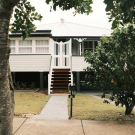 Urban Getaway Colonial 6 beds 2 bath aircon pet family, hotel di Boonah