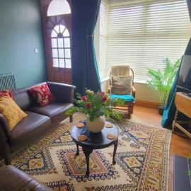 Druids Cottage a cosy 2 bedroom Cottage within a 5 minute drive from Cannock town centre