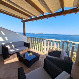 Apartman NoTi, hotel in Milna