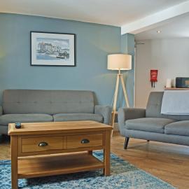 High Tide - Uk50361, hotel in Filey