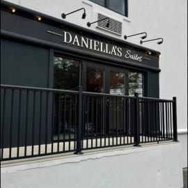 Daniella's Suites, hotel Peabodyban