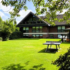 Ferienquartier Hamburg, hotel in Glüsingerlohe