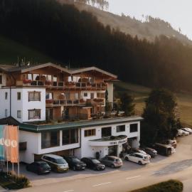 Hotel Jörglerhof, Hotel in Hainzenberg