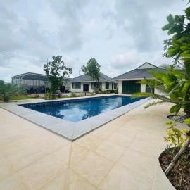 Baan Sam Roi Yot Mountain View Pool Villa