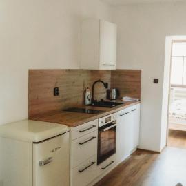 Apartmány Borovice、ヨセフーフ・ドゥールのホテル
