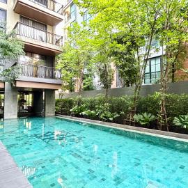 Langsuan Spacious One Bedroom