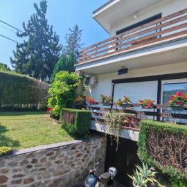 OPEN Vendégház