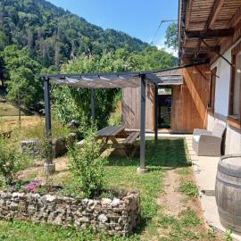 CHEZ FLORENT ET CELINE, hotel u gradu Queige