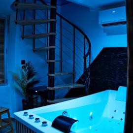 CocooningRoom - Tain L'hermitage, Hotel in Tain-lʼHermitage