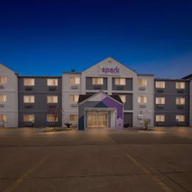 Spark By Hilton Moline Quad Cities، فندق في مولين