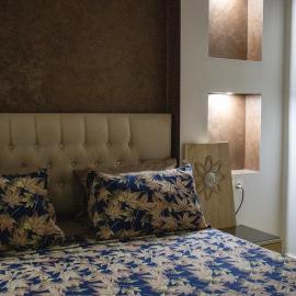 Villa 3 niveau avec jacuzzi, terrasse et cour, hotell i Birkhadem