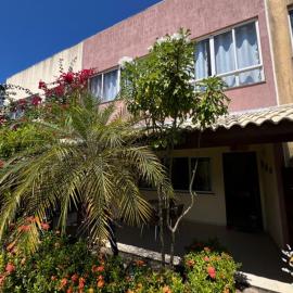 Aconchegante Casa Triplex perto Praia com Piscina, hotel i Lauro de Freitas