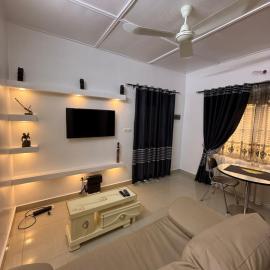 Les Appartements Fifamè, hotel v destinácii Kika