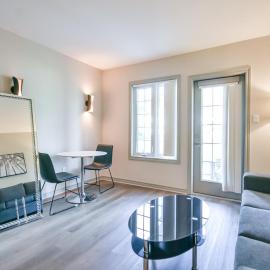 2BR King Suite Pool Sauna Heated Pool