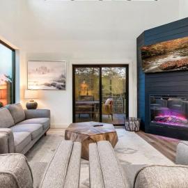 Peaceful Getaway Luxe Cabin w Private Pool, hotel di Sevierville