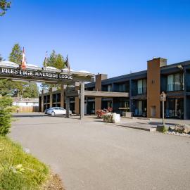 Prestige Riverside Lodge Quesnel, hotel in Quesnel