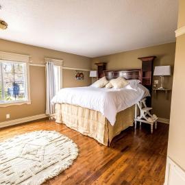 Elowen Suites Downtown, Hotel in Drumheller