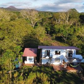 El Mango - rural house with fast internet