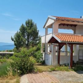 Apartments with parking space Punat - Krk - 24812, готель у місті Пунат