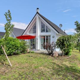 Nice Home In Hafendorf Zerpenschleu With Wifi, hotel di Berg