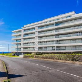 Atlantic Golden View Luxe Apartment