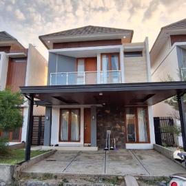 Emerald Villa, hotel sa Prampuan
