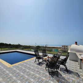 Villa Wassima by the Atlantic: Suvayr şehrinde bir otel