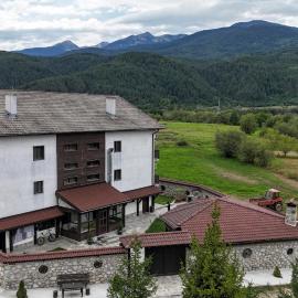 Къща за гости "Тони", hotel a Dobrinishte