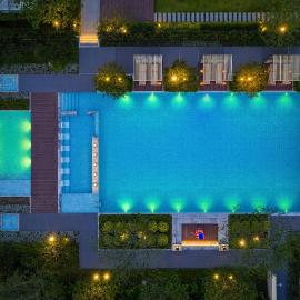 Zhangjiajie SANHE Hotel-Tea Culture Experience, Tea Tour, Free pick up service more than 2 nights,Free Shuttle Service to East Gate of Forest Park, Free Welcome Tea, Free folk costume experience,English Customer Service, hotel v destinácii Zhangjiajie