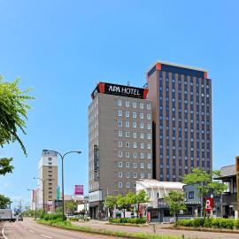 APA Hotel Niigata Tsubamesanjo Ekimae, viešbutis mieste Tsubame
