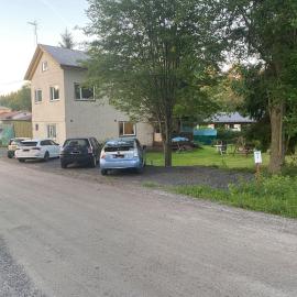 Mäntyharju center, private rooms with kitchen or entire 88m2 apartment, hotel in Mäntyharju