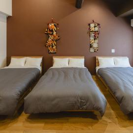 喜々Kiki, hotel u gradu 'Miyazu'