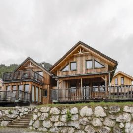 Chalet in Hohentauern am Skilift, hotel in Hohentauern