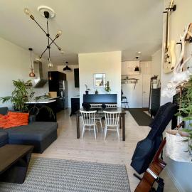 Top floor spacious real home in heart of Kallio