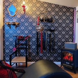 La Provocante Love Room 63 Sauna et BDSM, hotell sihtkohas Aulnat