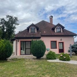 Rodinný dům Divišov u Benešova, Na Spravedlnosti 276, hotel di Vlašim