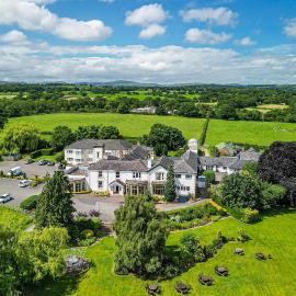 Northop Hall Country House Hotel, hotel v destinácii Mold