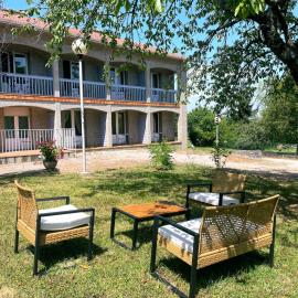 Résidence Hôtelière du Magnoac, hotel Castelnau-Magnoac városában