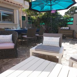 Résidence front de mer - Studio climatisé classé 2 étoiles avec jardin