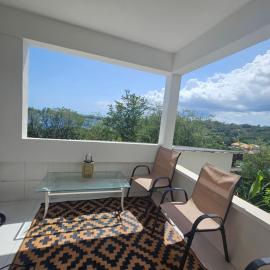 The Harvest of Love 4 Modern, Prime Location, Hotel in Lance aux Épines