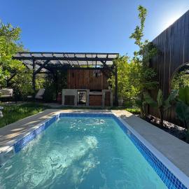 Custom Tiny House in Valle, hotell sihtkohas Francisco Zarco