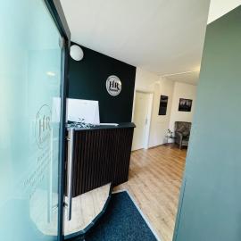 HR RoomS