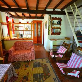 Tranquil Stone Chalet, hotel in San Marcello Pistoiese