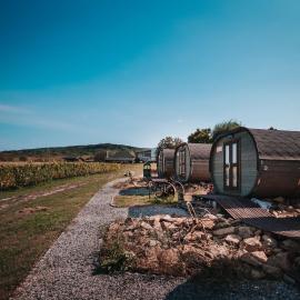 SUDKOVO - Barrel glamping, hotel a Malá Tŕňa