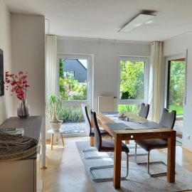 Ferienwohnung mit Gartenblick