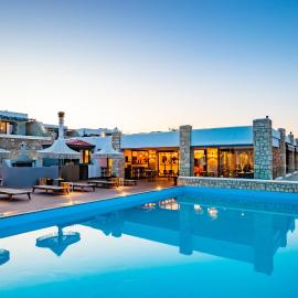 SOPHID Wellness Suites Karpathos, hôtel à Karpathos