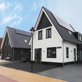 Holiday Home in Stavoren with Jetty