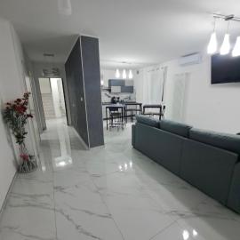 B&B Deluxe, hotel u gradu Gvastala
