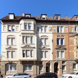 CityStayOne - Kleines Standardzimmer im Zentrum für eine einfache Übernachtung No kitchen no hotel services no reception no breakfast buffet - Of course Late check-in via self check-in high-speed WiFi smart TV good mattresses a quick and easy check-out