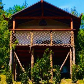 AgriGlamping La Diaccia, hotel in Serravalle Pistoiese
